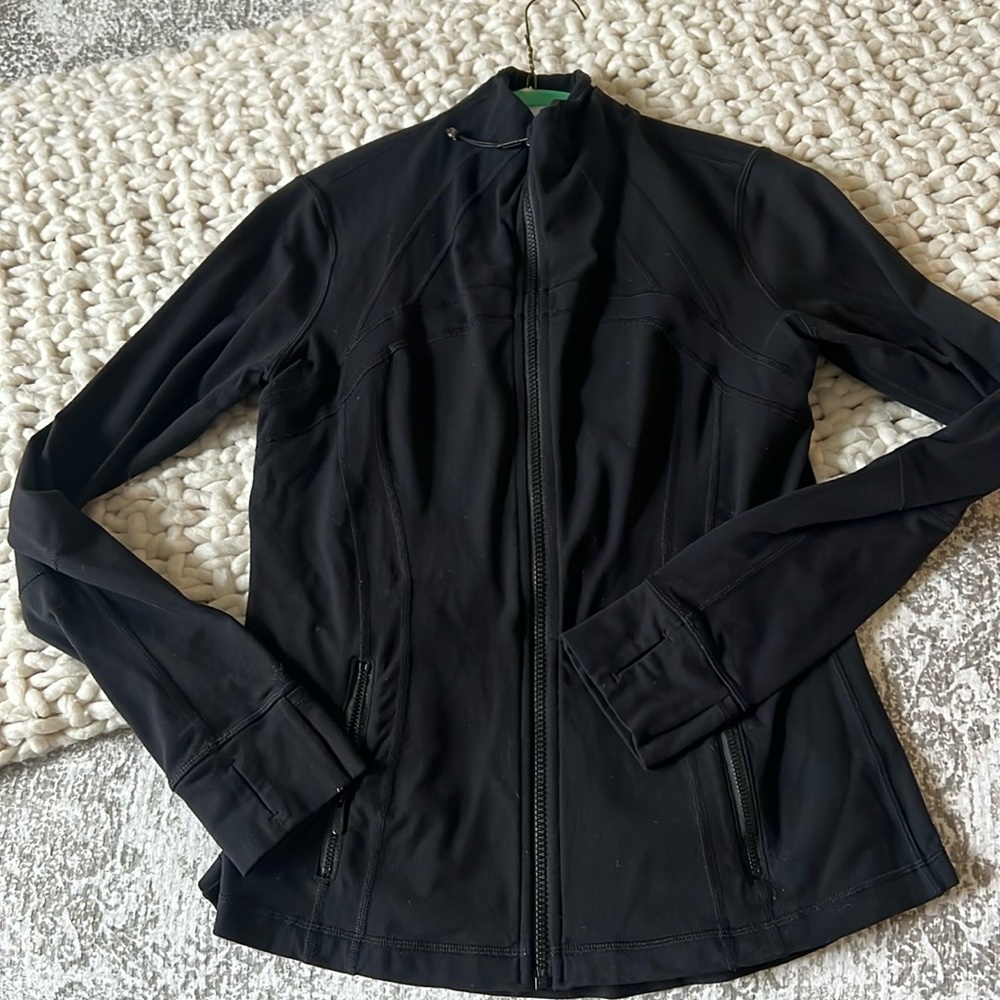 Like New LuLuLemon Zip up jacket